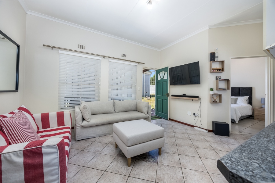 2 Bedroom Property for Sale in Goedemoed Western Cape